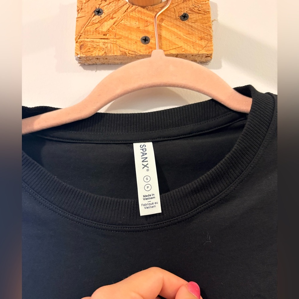 Spanx short sleeve - Picture 2 of 3
